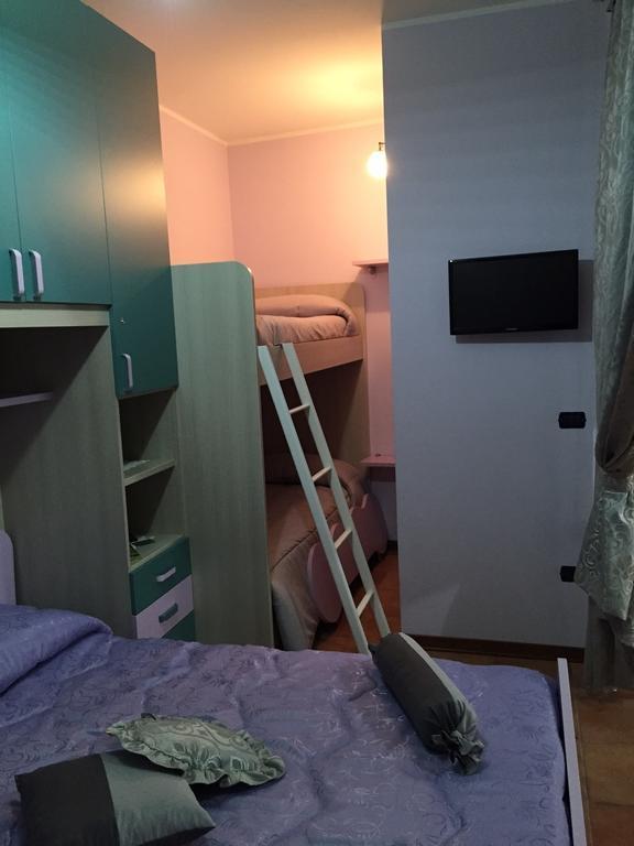 B&B L'Arabatana Pietrapertosa Habitación foto